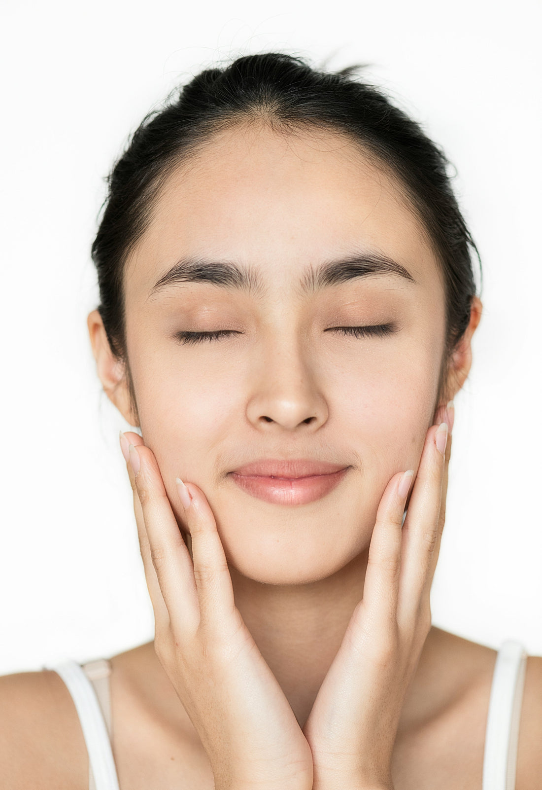The Invisible Layer Problem: Why Barely-There Beauty Still Needs a Proper Cleanse