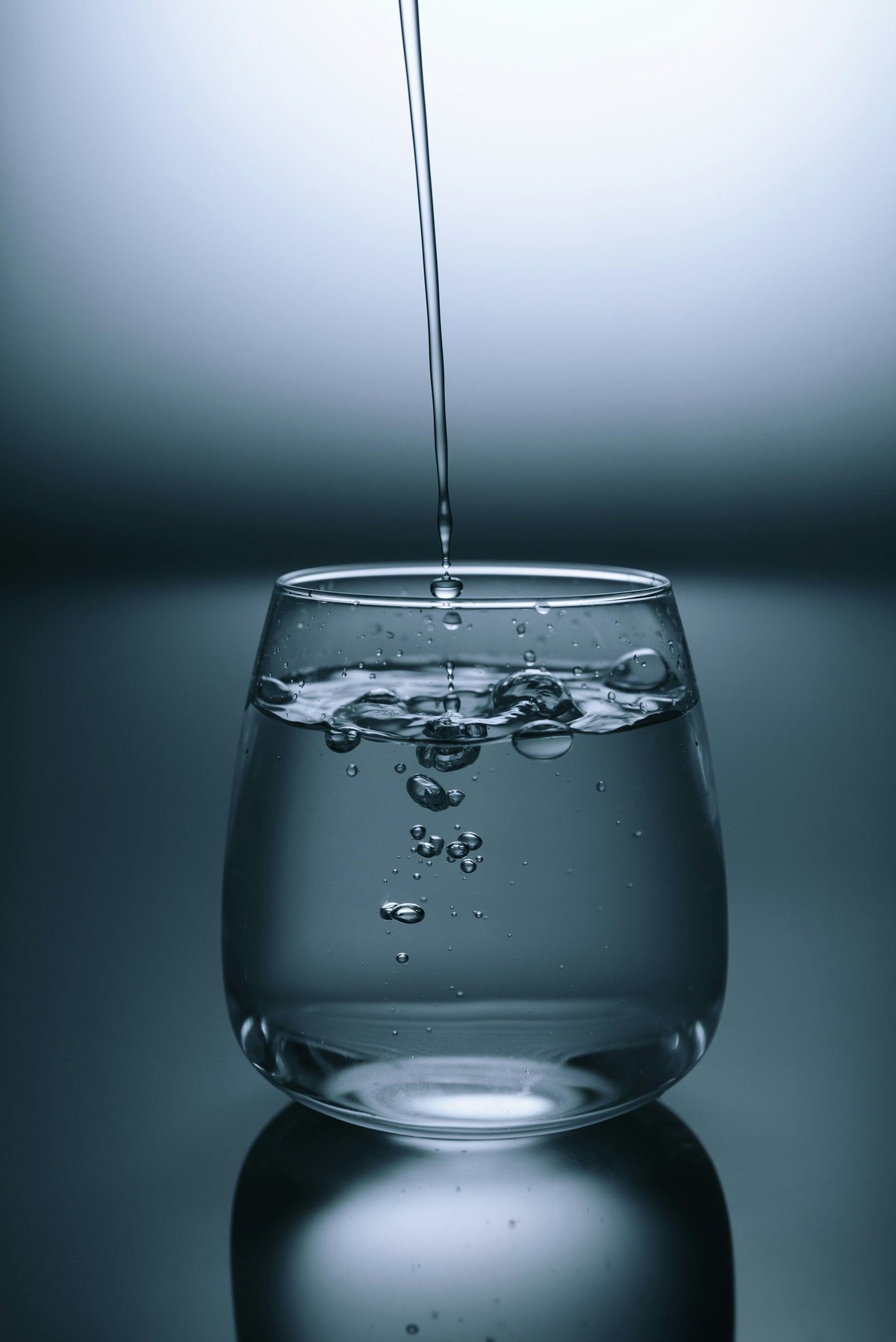 Water Supports the Body. Moisture Supports the Skin.